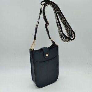 Fold-over Closure Cellphone Crossbody Handbag